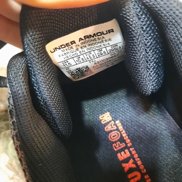 NEW Under Armour Charged Pursuit Shoes 3025801 100 Black Gray Men's Size 11.5 - Picture 8 of 8